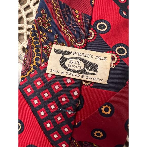 Vintage RARE custom made all silk Robert Talbots tie red blue quilt pattern - Picture 3 of 4